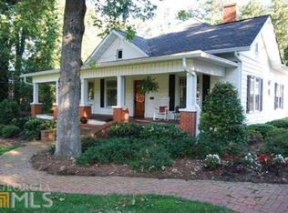 205 Grand Ave, Cornelia, GA 30531