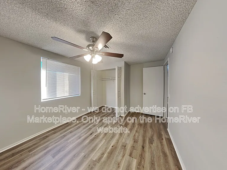 15426 N 61st Dr — Photo 4