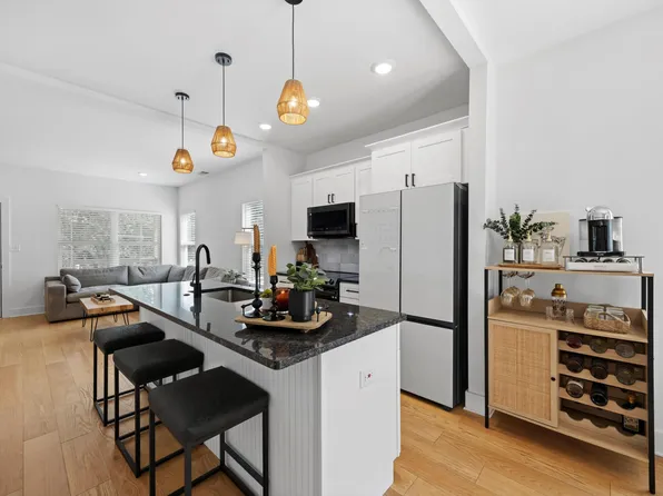 2907 E Crescent Cir, Chattanooga, TN 37407