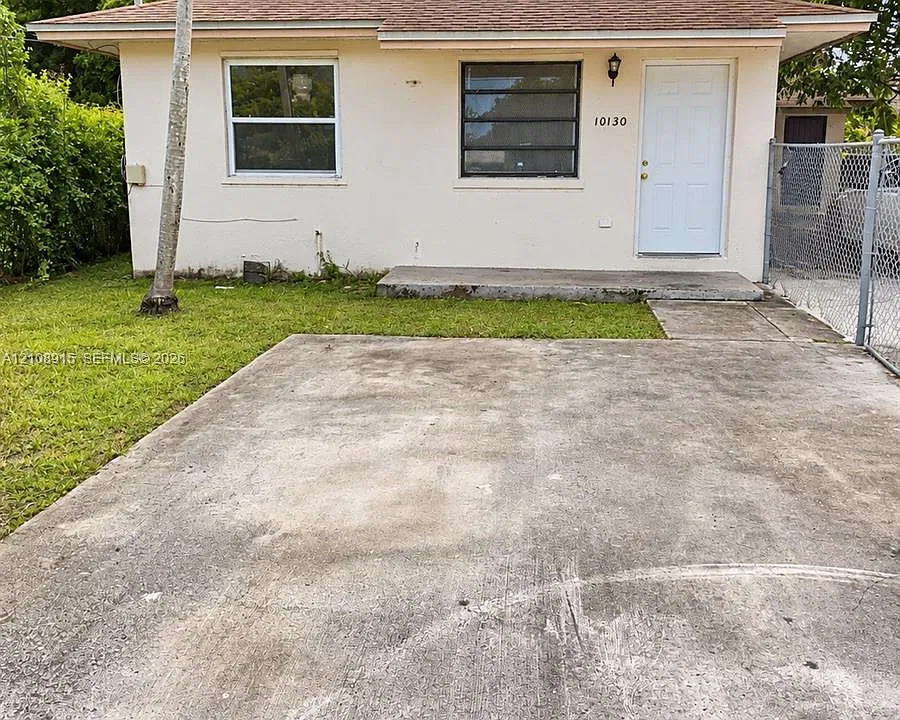 10130 W Indigo St #10130