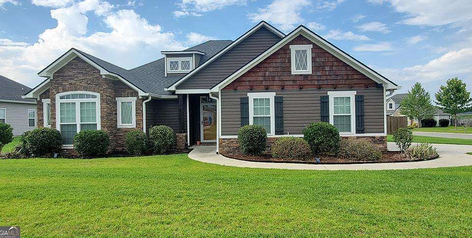 1st image of 4077 McKenzie Ln