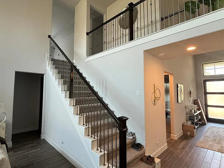 563 Santa Rosa Hills Dr — Photo 15