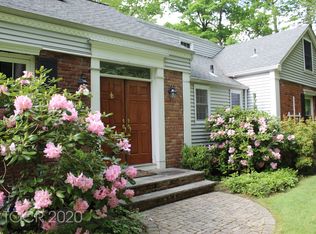 32 Cherry Tree Ln, Kinnelon, NJ 07405