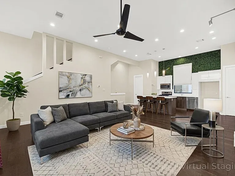 2317 Eagle St — Photo 16