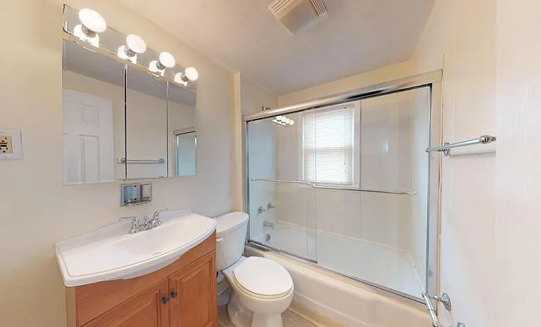 201 Comstock Ave #3F — Photo 7