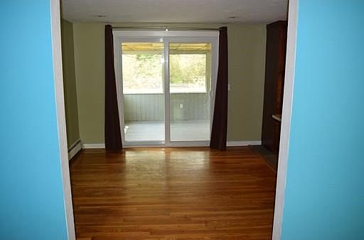 4th image of 9 Joanne Dr