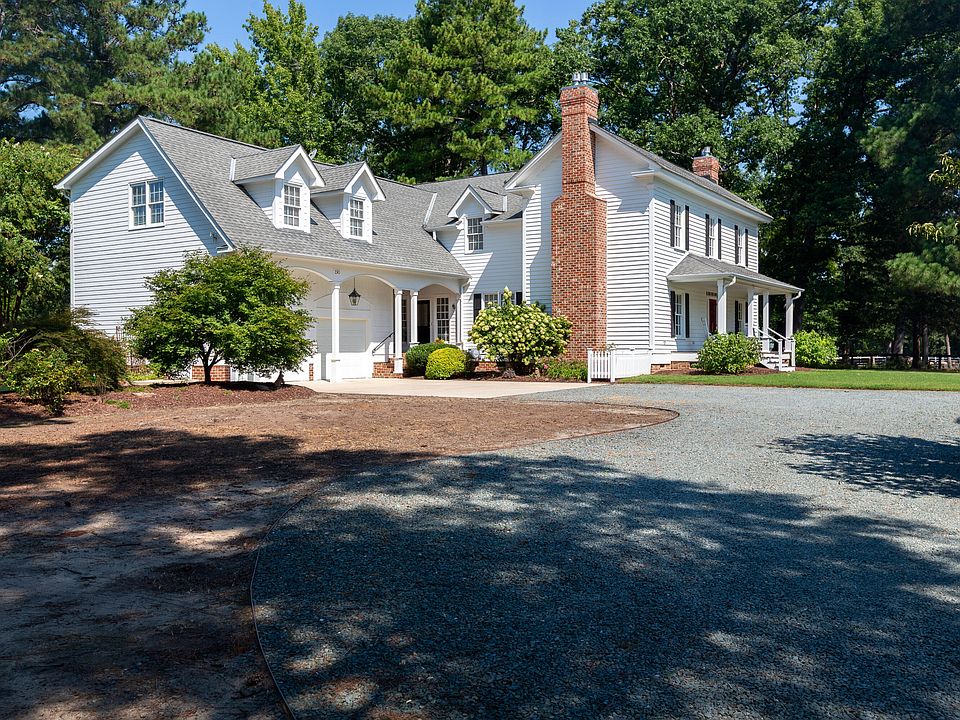1st image of 190 Oakley Farm Rd