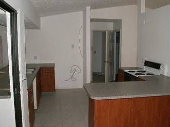 2nd image of 1992 SE Camilo St