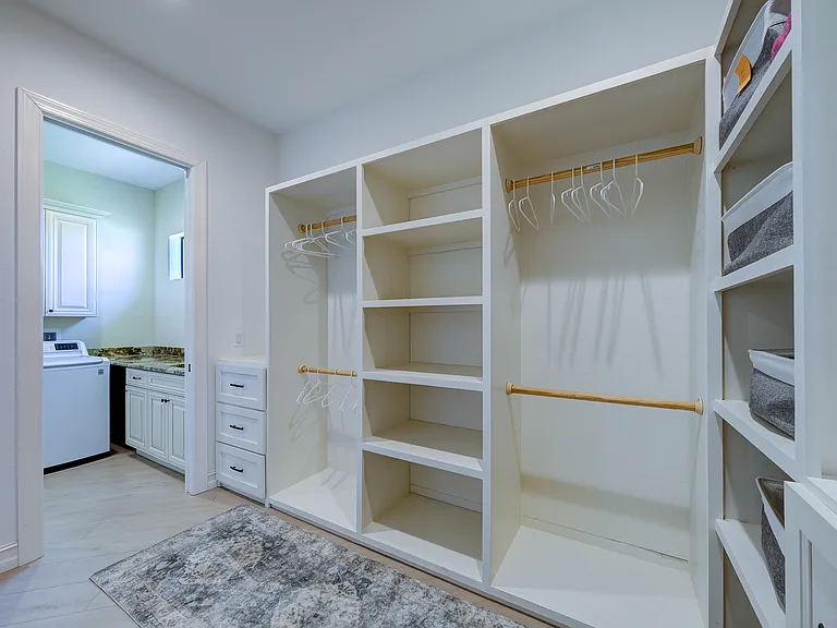 6503 Mechler St — Photo 17