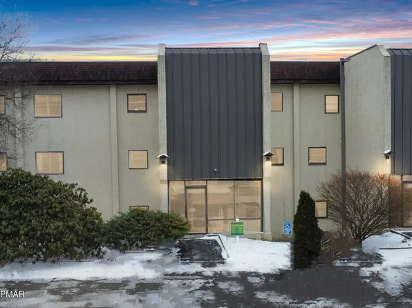 130 Foxfire Dr APT 103, Mount Pocono, PA 18344