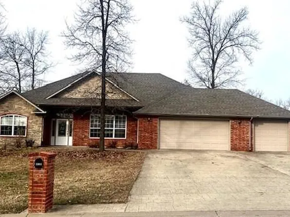 1308 Park Pl, Grove, OK 74344
