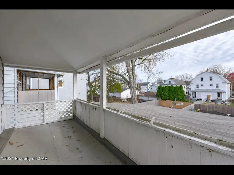 433 Elm Ave — Photo 15