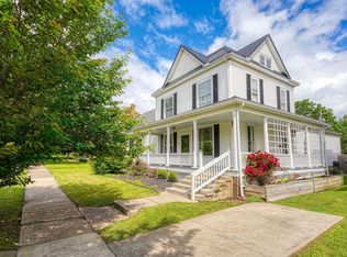 12 W South St, Jackson, OH 45640