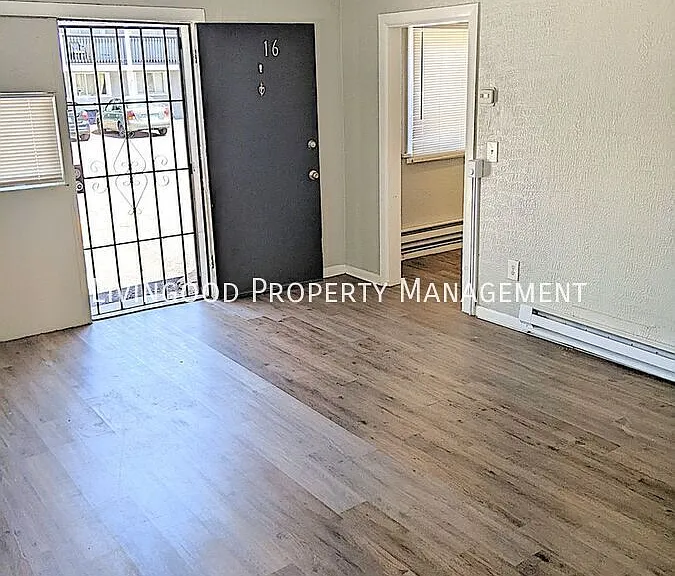 225 E Brookside St #16 — Photo 6