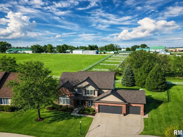 5807 W Ivybridge Pl, Peoria, IL 61615