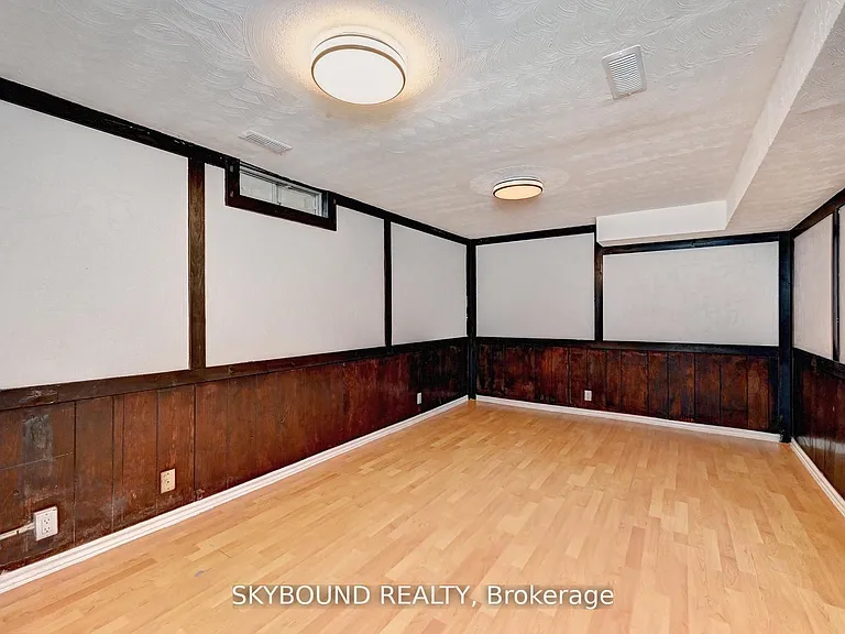 48 Cluthe Cres — Photo 31