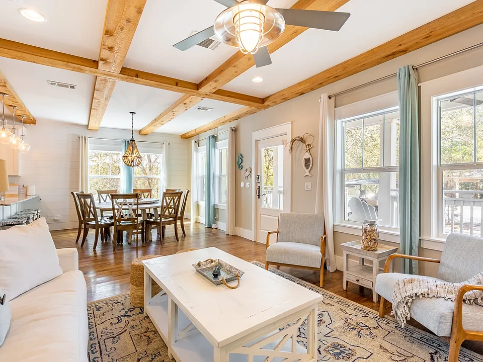 190 Dalton Dr