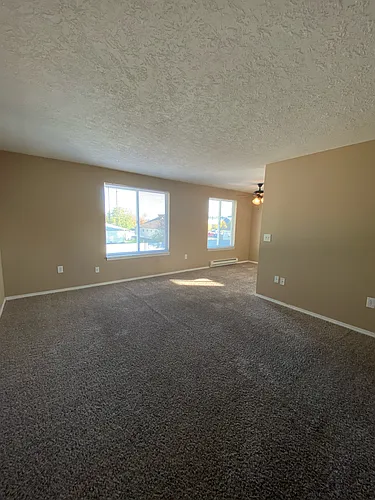 1289 SE Holman Ave Photo 1