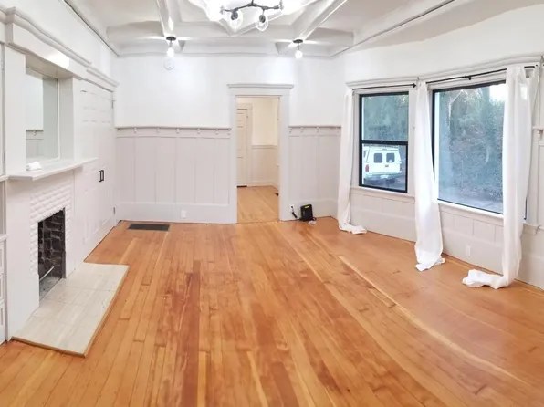 541 41st St, Oakland, CA 94609