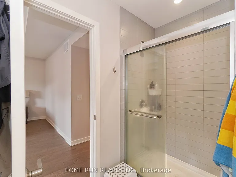 250 Soprano Ave — Photo 28
