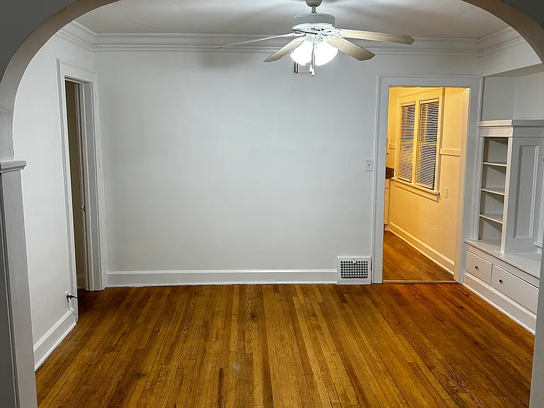 15629 Delaware Ave #UP — Photo 5