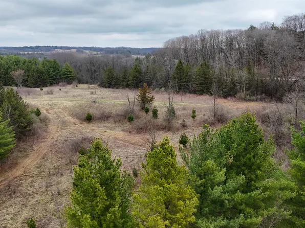 /80ac Knobs Rd, Spring Green, WI 53588