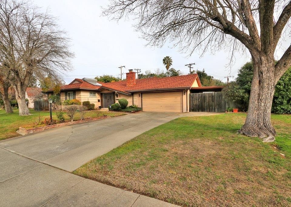 1st image of 3514 Woodford Way