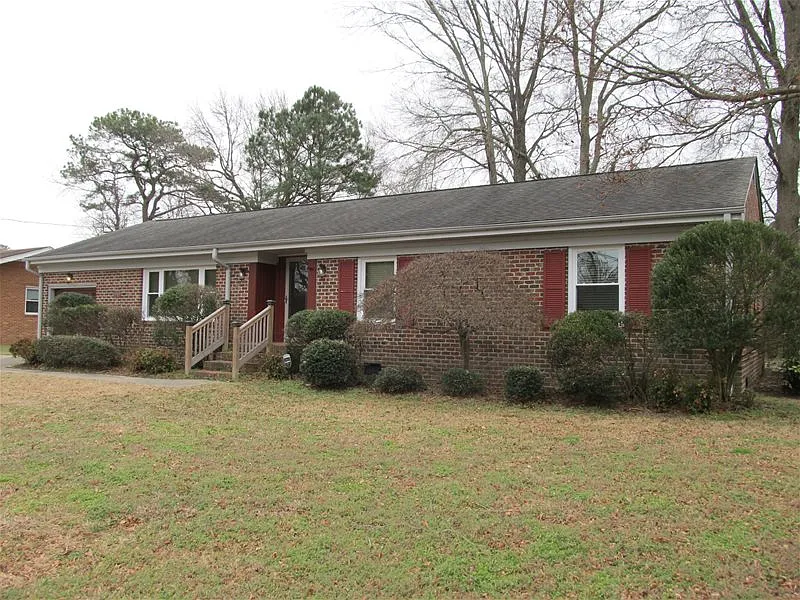 Building Photo - 4513 Buckingham Dr
