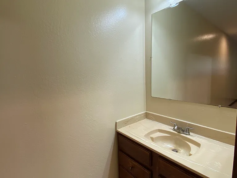25 Plum Tree Ln #3 — Photo 11