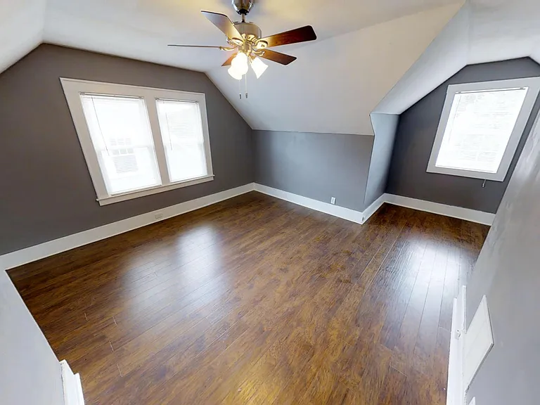 930 Ackerman Ave — Photo 12