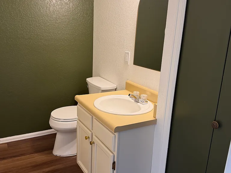 2185 Heathercrest Dr — Photo 6
