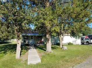 82484 Fish Hatchery Ln, Enterprise, OR 97828