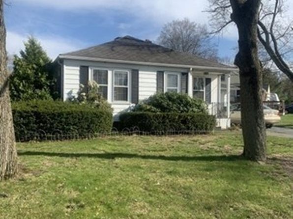 43 Cortland St Chicopee Ma 01020 Zillow
