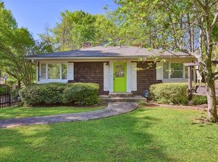 2049 Oakview Rd SE, Atlanta, GA 30317
