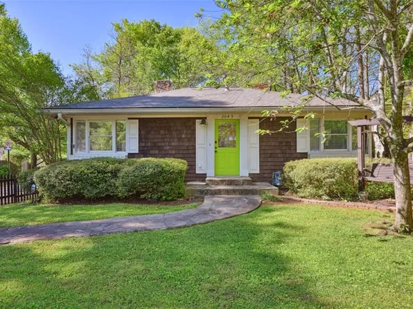 2049 Oakview Rd SE, Atlanta, GA 30317