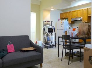 60 Queensberry St APT 1, Boston, MA 02215