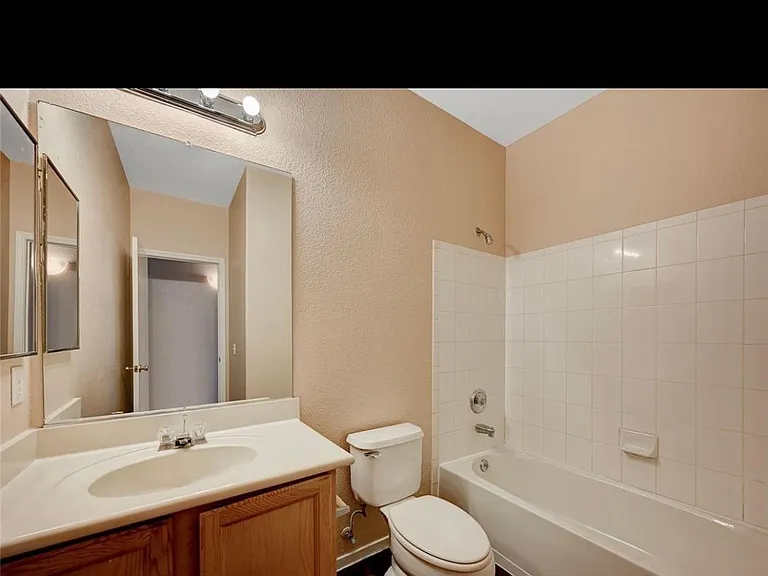 7450 S Eastern Ave #2020 — Photo 12