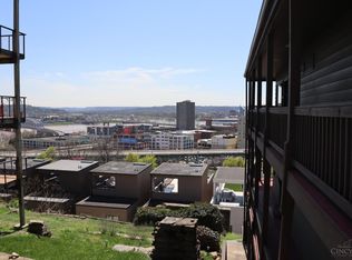 399 Oregon St, Cincinnati, OH 45202