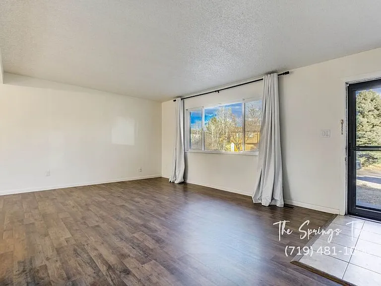 7240 Sullivan Cir — Photo 22