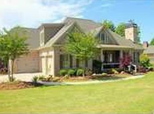 2575 Heltonwood Ct, Buford, GA 30519