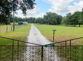 12505 Marion Ln, San Antonio, FL 33576