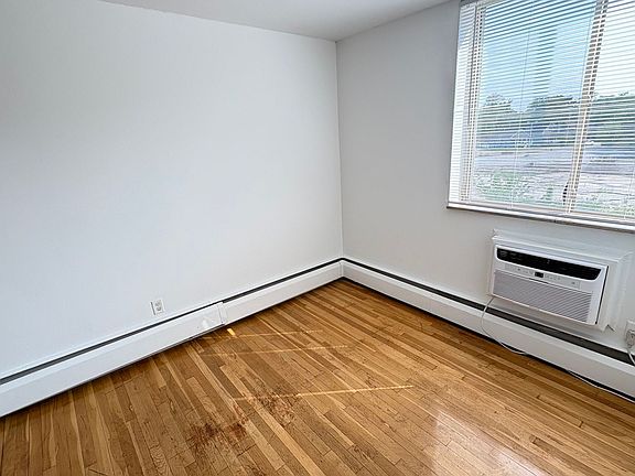 5th image of 430 S Grand Blvd #Ma-e316