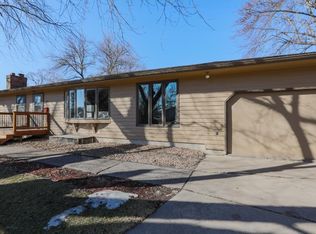 1200 Prairie St, Chaska, MN 55318