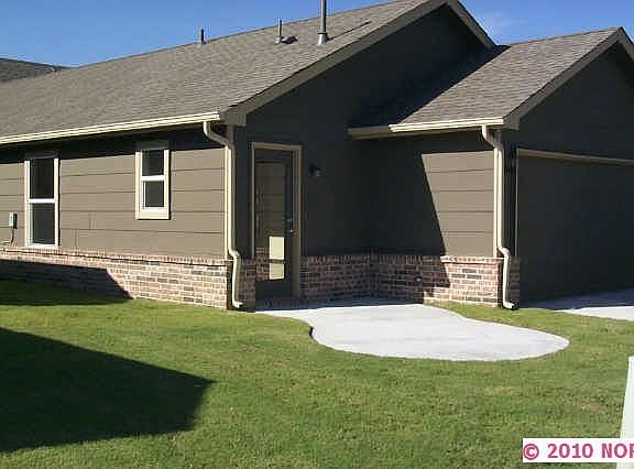 4th image of 4018 W 104th Pl S