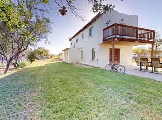 12421 N Loop Dr, Clint, TX 79836