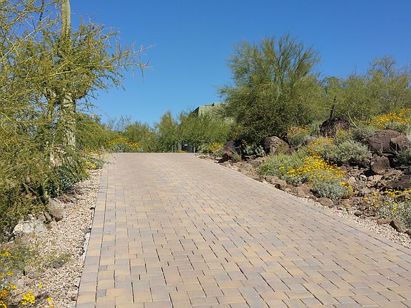 Concrete paver driveway 