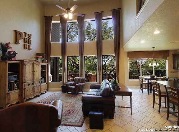 2nd image of 3510 Pinnacle Dr