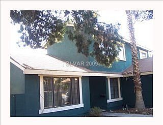 1st image of 3020 McLeod Dr