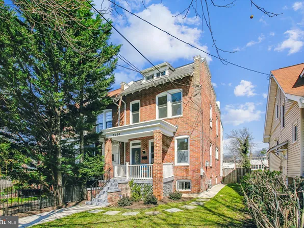 1026 Girard St NE, Washington, DC 20017
