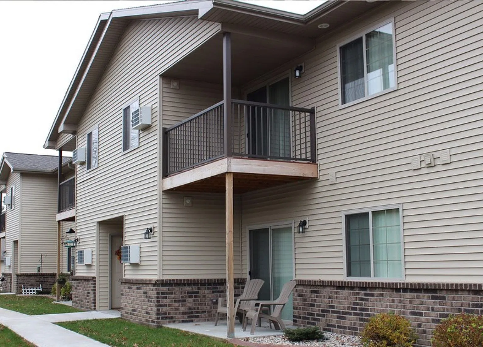 Countryside Estates Apartments — Photo 3